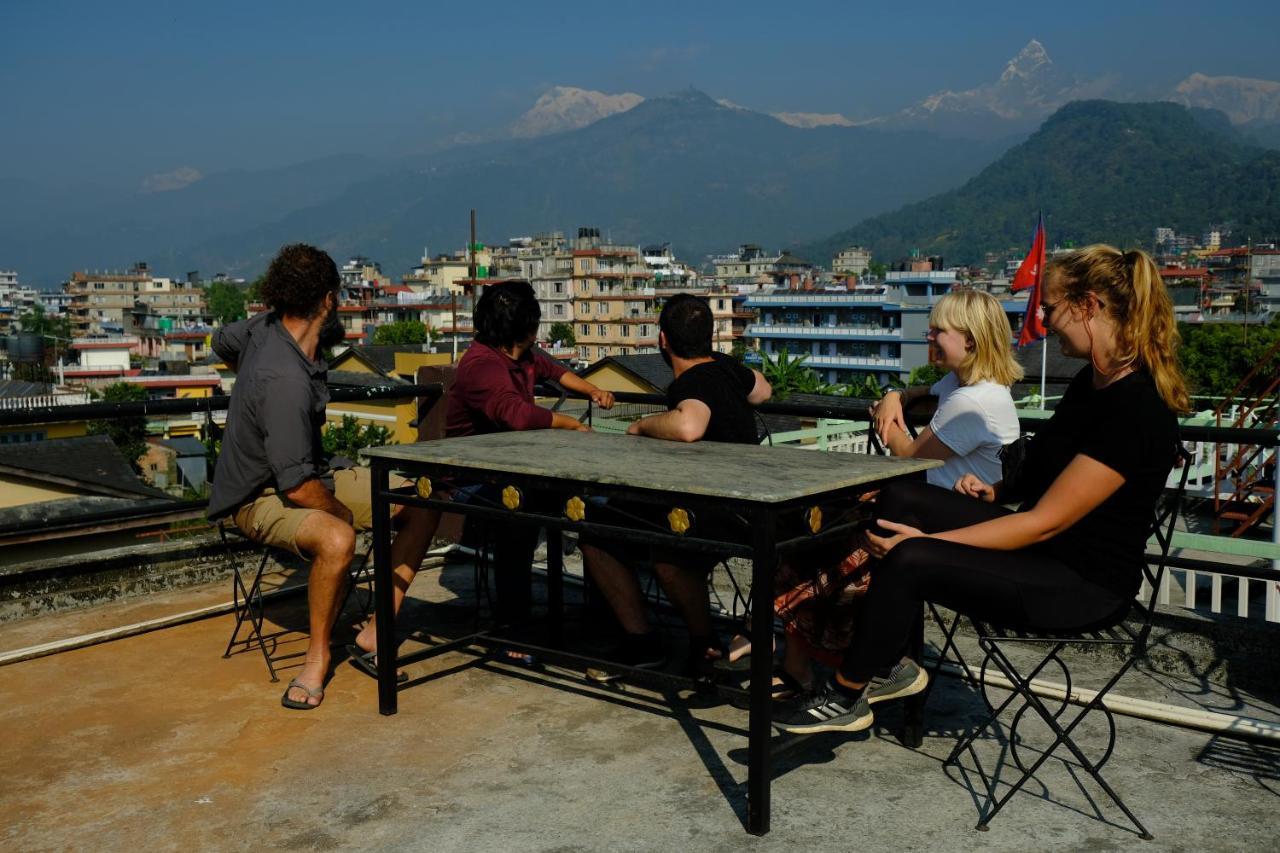 Pokhara Backpackers Hostel エクステリア 写真